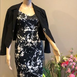Stretchable mini dress, with black blazer